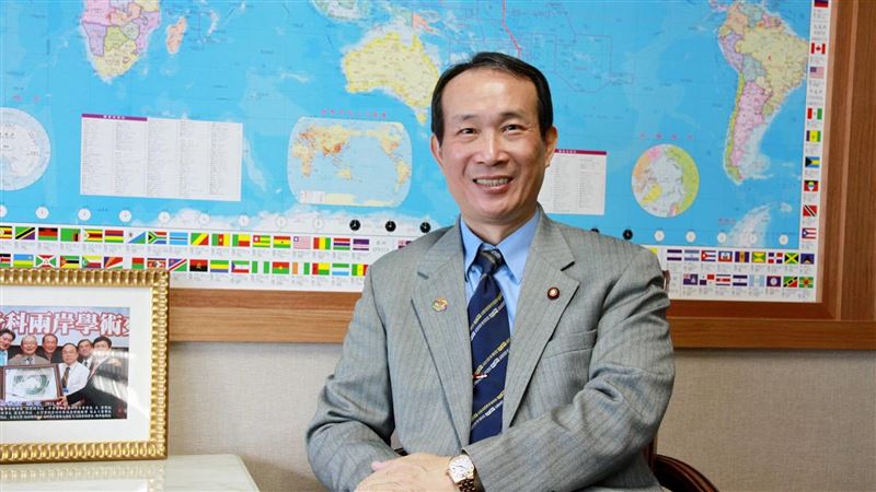 豬舍黑手變傳奇！扣件董座張土火驟逝