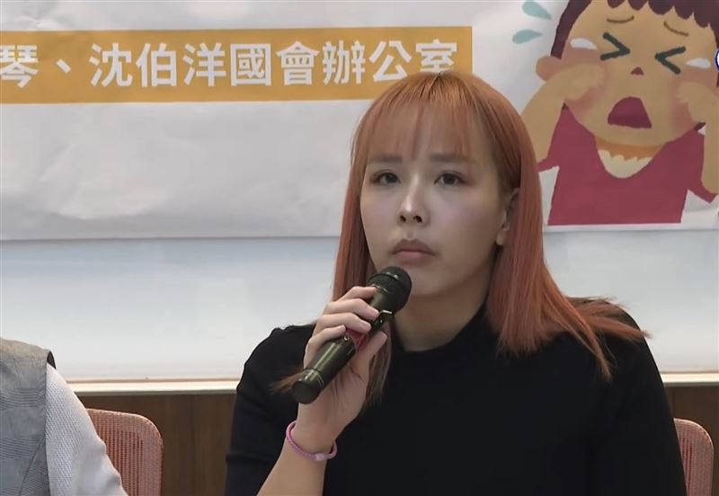 幼佳案受害媽媽成張銘祐辦公室主任,看完240小時受暴畫面後投入政治:盼保護更多孩子。(圖/張銘祐辦公室提供)