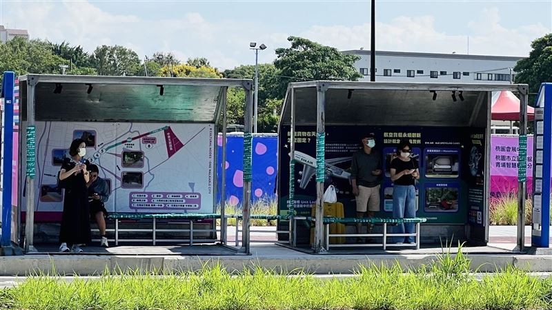 站在機場貨櫃裡等公車　桃園限定打卡點曝