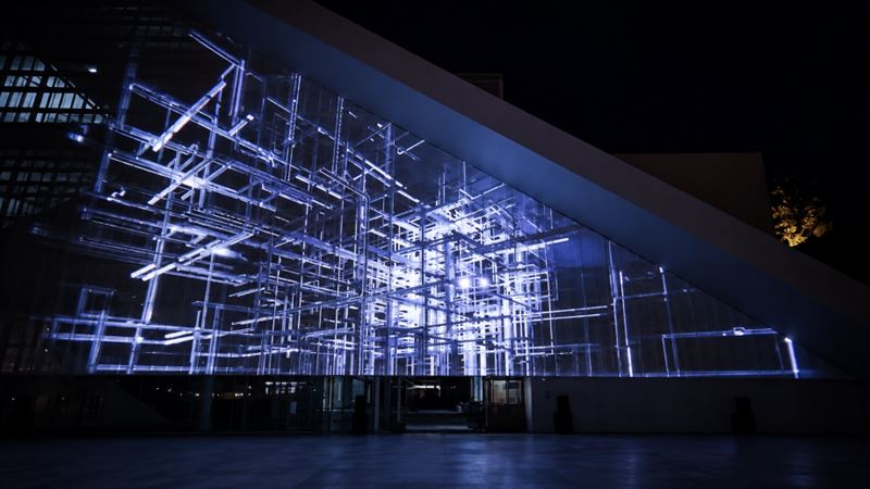 《城市之鏡Mirror of the City: SS Evolution》沉浸式光雕展演。(圖/藝高文創、黑川互動媒體藝術提供)
