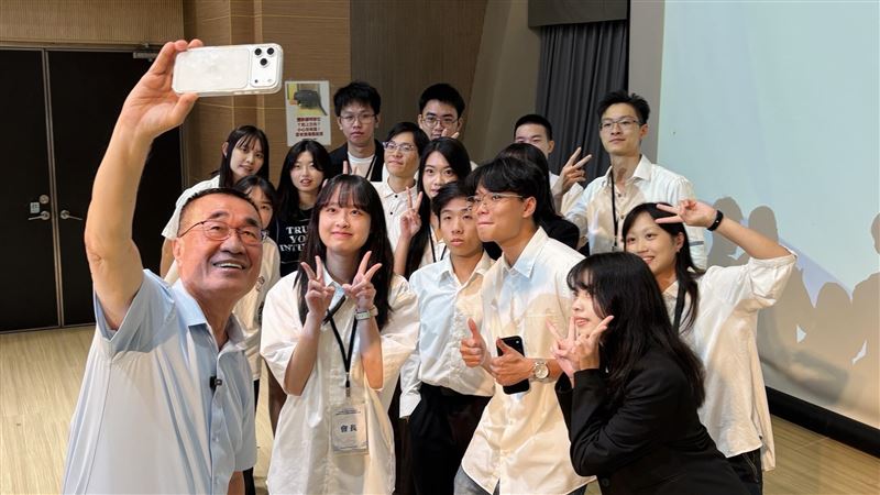李四川北大演講：苦過來的人不會忘他人苦