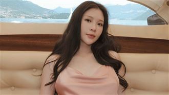 懷雙胞胎想硬撐38週　鄭家純被警告恐出血
