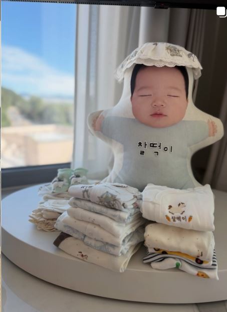 韓多感之前幫寶寶準備育嬰用品。(圖/翻攝自IG)