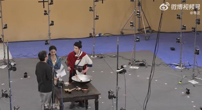 導演韋正發文強調,角色的情绪、眼神、張力、人物弧光,均来自真人演员的真实表演。(圖/翻攝自微博)