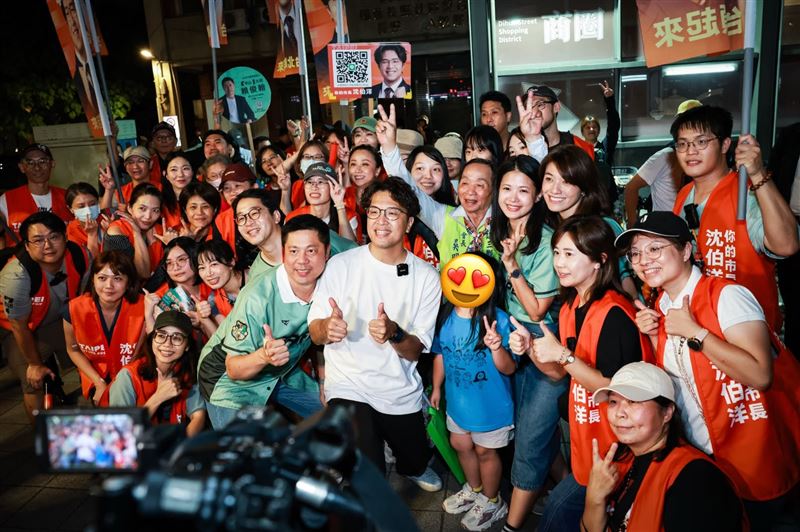 林亮君說,延三夜市9/22晚超級熱鬧,大家辛苦了。(圖/翻攝自林亮君臉書)