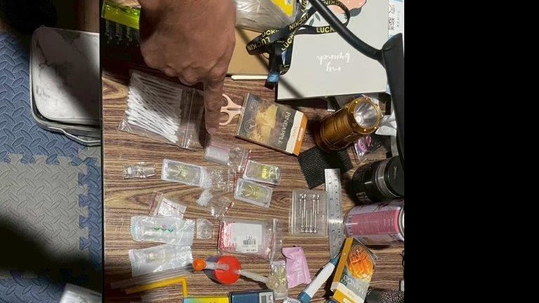黃女利用小吃部掩護,透過LINE、IG、FB聯繫交易、長期販售毒品,遭檢警搜索查扣,檢方依法提起公訴。(圖/翻攝畫面)