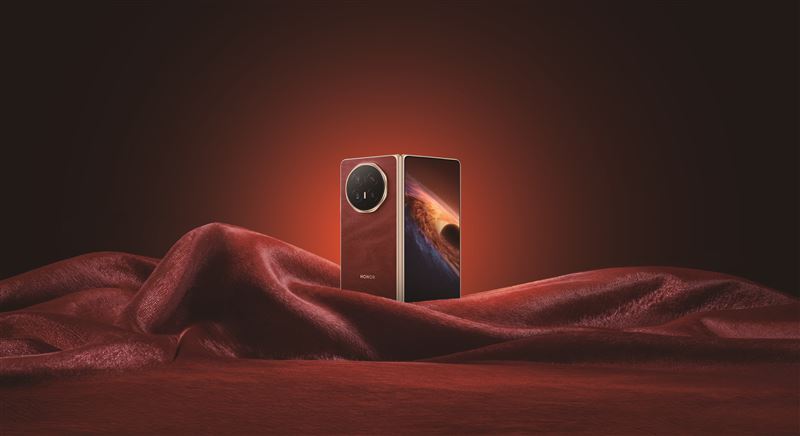 HONOR Magic V6丹霞紅、雪原白。（圖／HONOR Taiwan提供）
