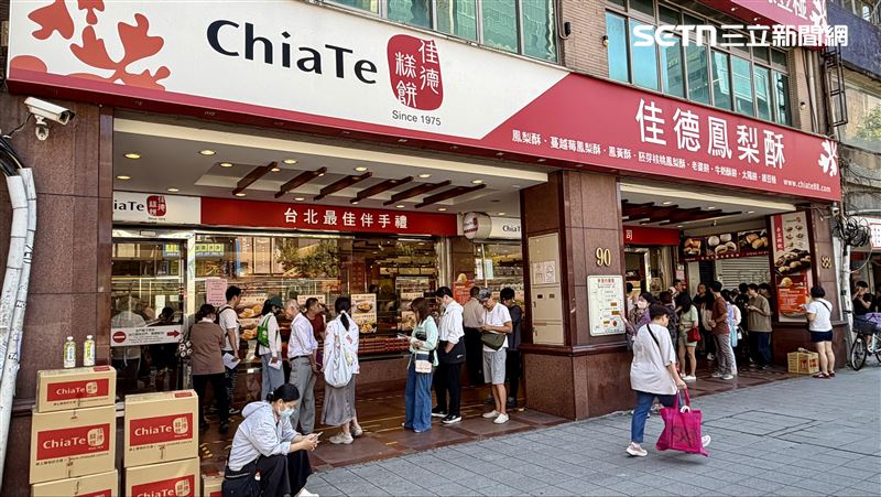 直擊／不輸小潘！佳德、犁記要排隊1小時