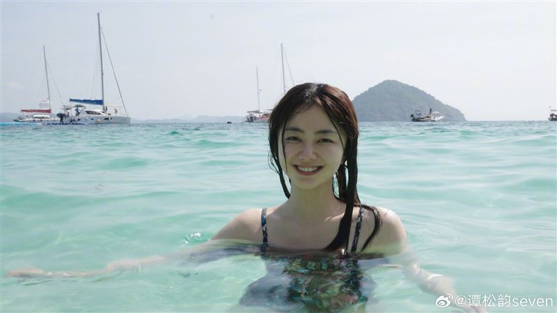 譚松韻因朝天鼻被網友稱為豬系美女。（圖／翻攝自微博）