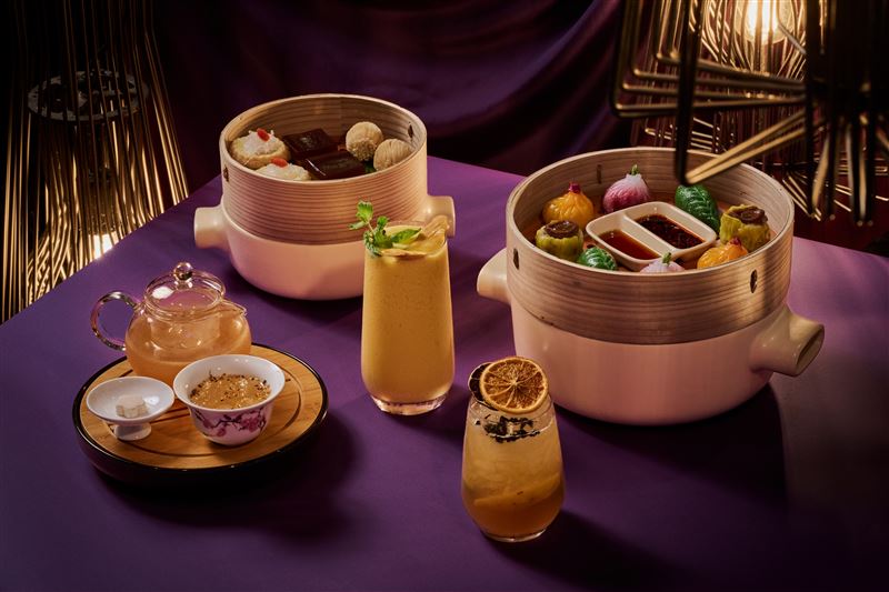 適逢台北W飯店艷中餐廳「微整形」,經典港點移師WOOBAR推出「W Tipsy Tea – YEN for Yum」全新主題雙人套餐。(圖/飯店旅宿業者提供)