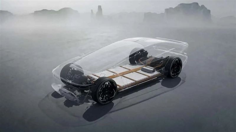 Exobot採800V電氣架構,搭載112kWh電池與三電機四驅。(圖/翻攝Ceer Motors網站)