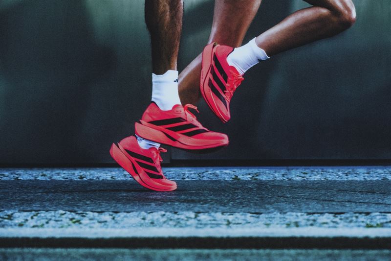 adidas正式推出全新ADIZERO ADIOS PRO 5。（圖／品牌業者提供）