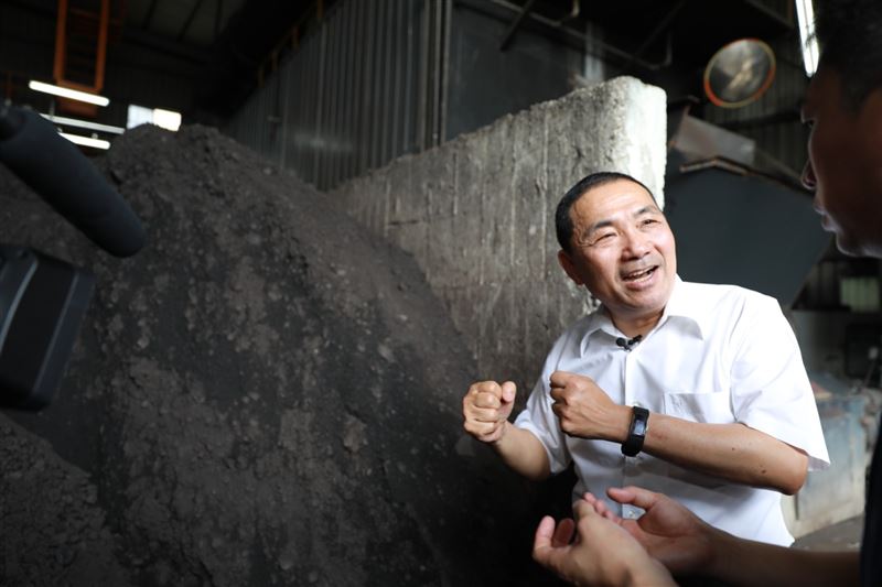 「清新環境 健康宜居」-侯友宜市長推動低碳永續和減煤政策,新北市於111年提前達成工業。(圖/新北市政府提供)