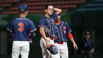 單局遭3次觸身球　香港球迷大喊：對不起