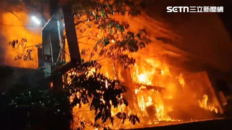 新/驚!嘉市民宅「全面燃燒」頻傳爆炸聲