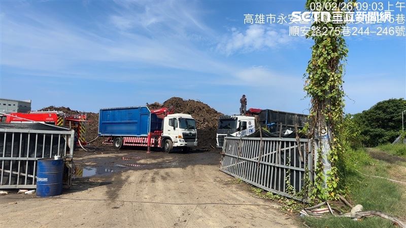 放任永安農地淪「廢柴山」?高市府深夜發聲明還原時間序:烏龍爆料。(圖/翻攝畫面)