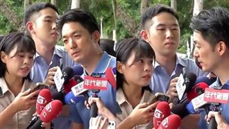 大罷免的曹興誠也是講稿？ 蔣萬安被抓包