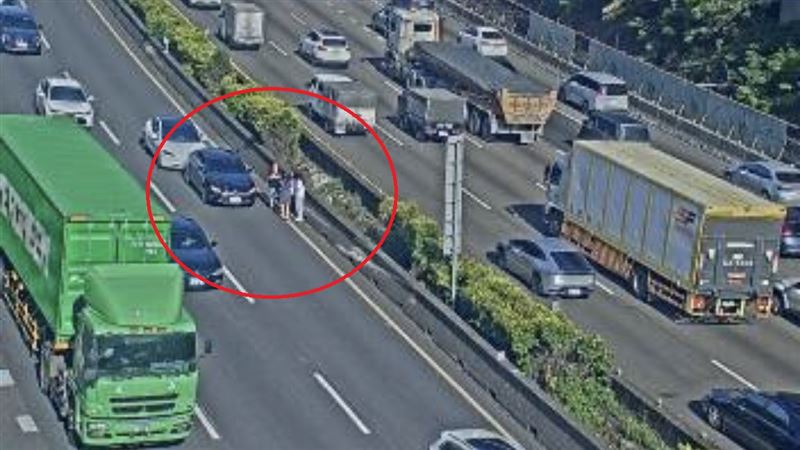 新/國道2車追撞!「占內側車道」回堵1km