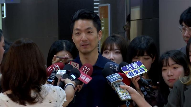 台北市長蔣萬安24日受訪表示,任何的指控都必須要有所本。(圖/翻攝畫面)