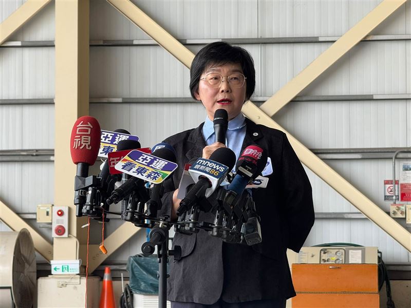 漢翔今完成66架勇鷹高教機全數交機,董事長曹進平領軍飛交,正式交棒全壽期後勤;總經理莊秀美則看好後續逾300億元維修大餅,並同步搶攻無人機與民航機全球產能缺口商機。(圖/記者師瑞德攝影)