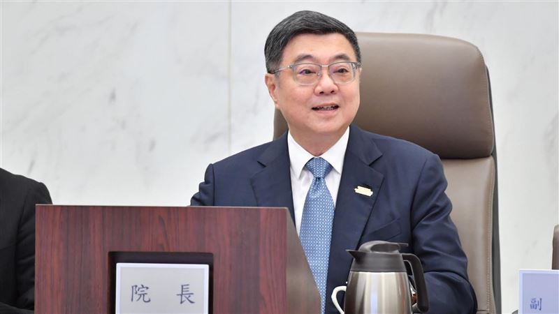 卓榮泰遭凍結薪水是否可入帳?政院回應了