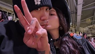 熱戀5年不藏了！大咖韓星霸氣示愛女歌手