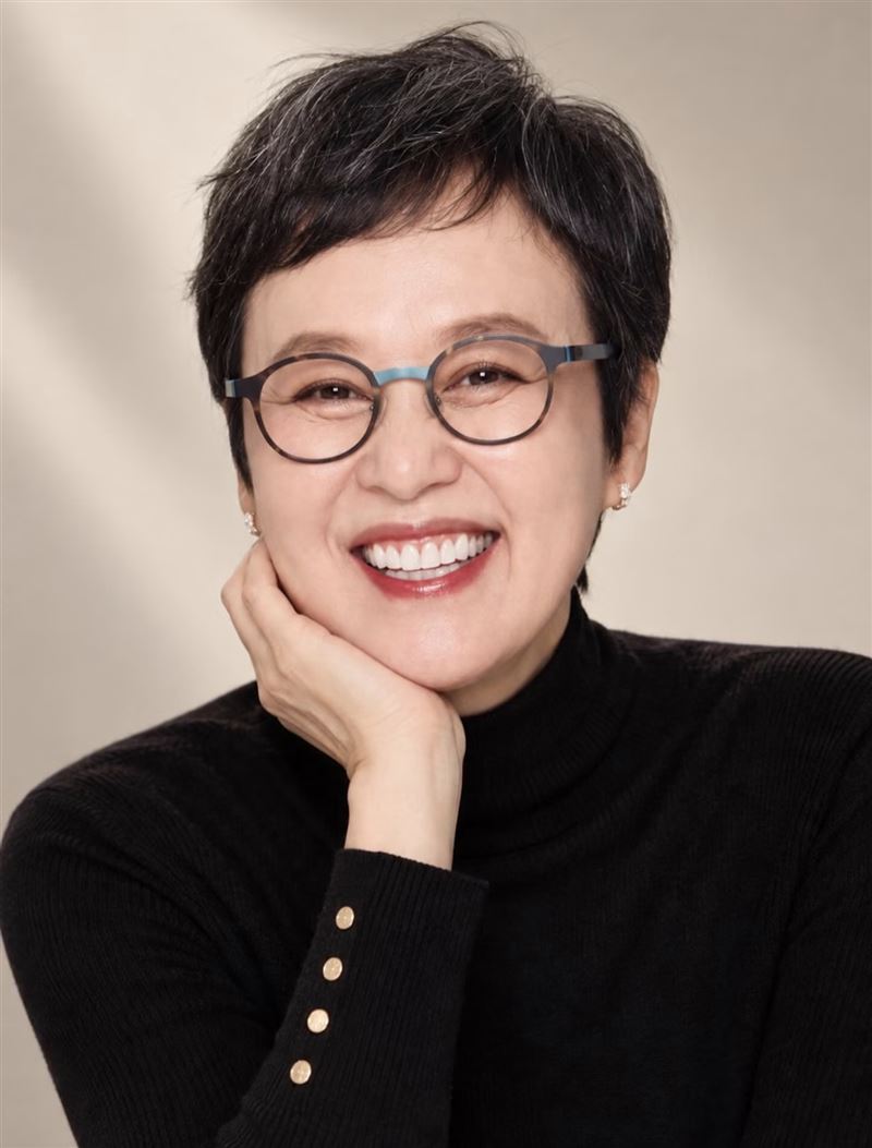 朴美善公開最新形象照,氣色看起來不錯。(圖/翻攝自IG)