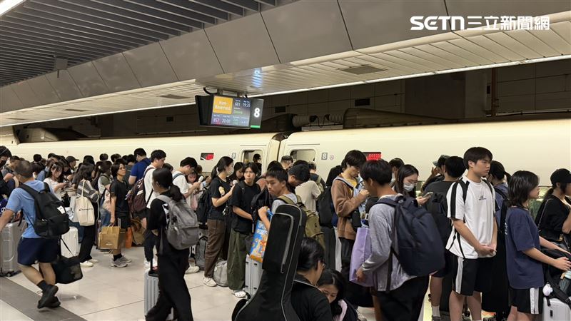 高鐵加開2班全車自由座 台北、南港出發。(圖/記者賴俊佑攝影)