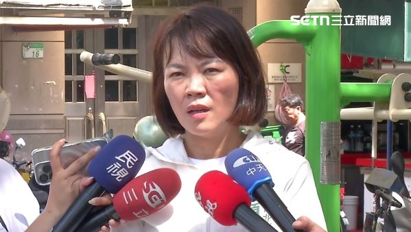 簡舒培怒:台北孩子吃壞肚子還不能發言嗎