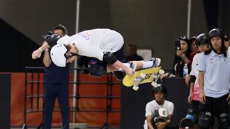 亞運滑板捷報　12歲小將辜泳諺逆轉奪銀牌