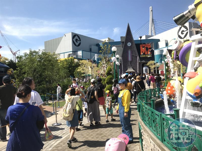 日本大阪環球影城是台灣旅客熱愛造訪的地點,日前卻發生國二男學生在人潮眾多的任天堂園區附近與家人走散的驚險事件。(示意圖/鏡周刊)