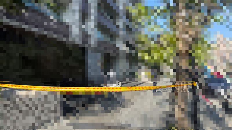 台北市內湖區文湖街某社區今(25日)中午傳出一起墜樓案。(圖/翻攝畫面)