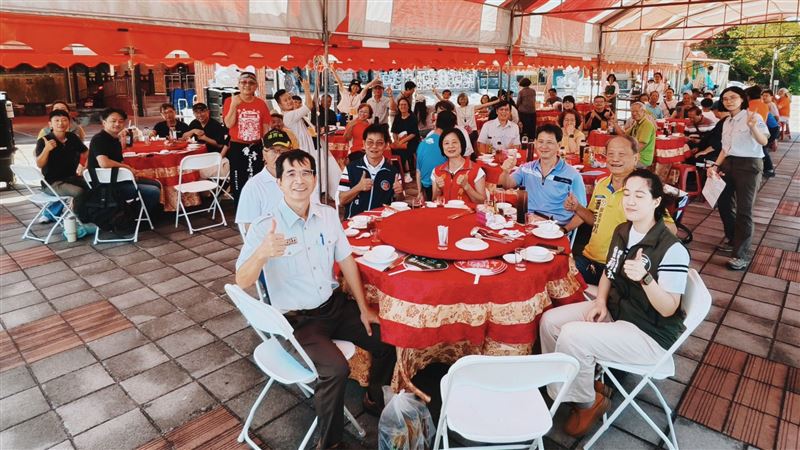 《請世界吃桌》大頭師掌杓半島辦桌,港口、龍水、水蛙窟加入綠食宣言,以風土料理展現社區永續成果
