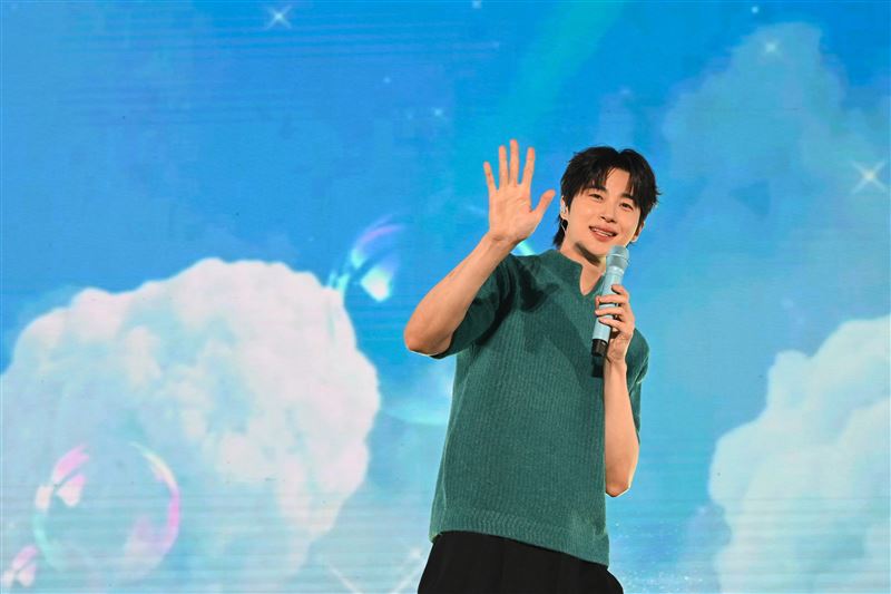 韓國人氣男星邊佑錫中秋節來台舉辦粉絲見面會。(圖/讀者提供)