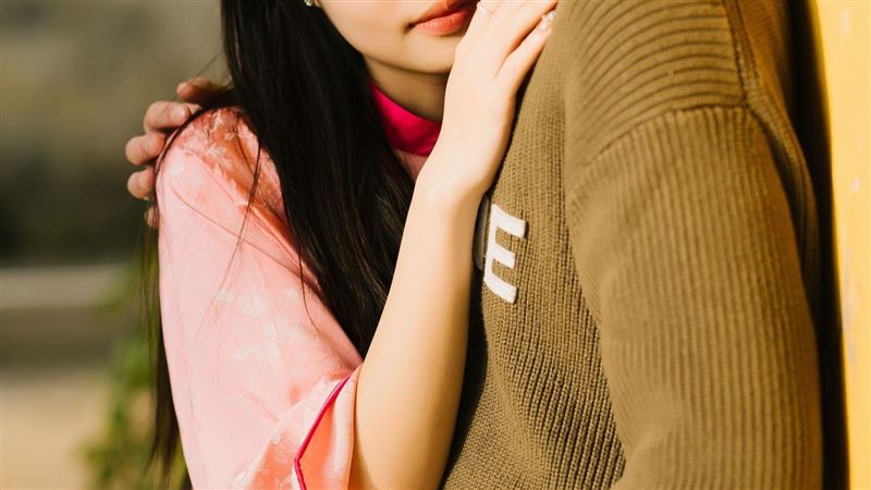 見男友前一直濕！妹子尷尬貼護墊：像瀑布
