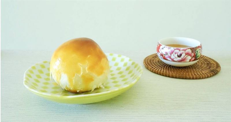 有網友抱怨,現在蛋黃酥價格偏高,已進化為「中秋奢侈品」。(示意圖/photoAC)