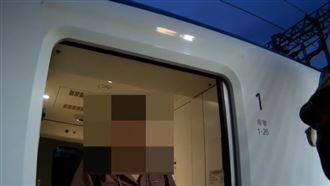 鬧新自強號！脫序男遭網起底…身分是醫師