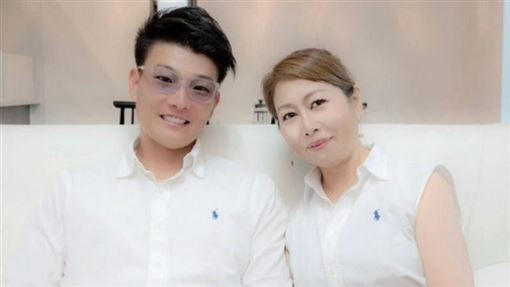 差21歲母子戀　55歲美魔女洩性生活內幕