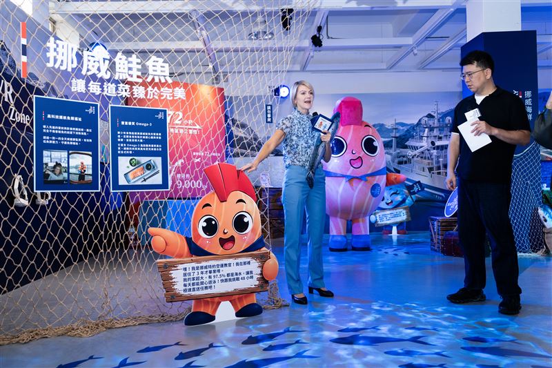 挪威海鮮展-歐詩娜總監介紹活動。(圖/品牌業者提供)