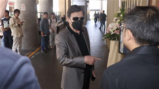 龐祥麟今告別！寇世勳神情凝重現身送老友