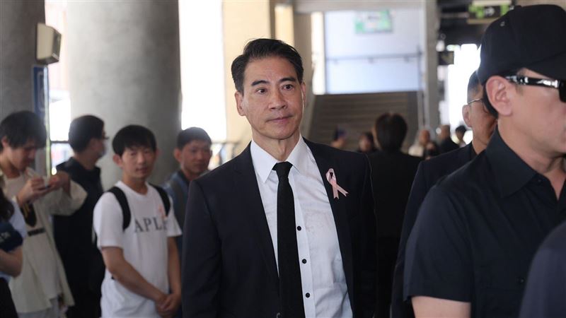 翁家明送龐祥麟　他「1句話」成終身提醒