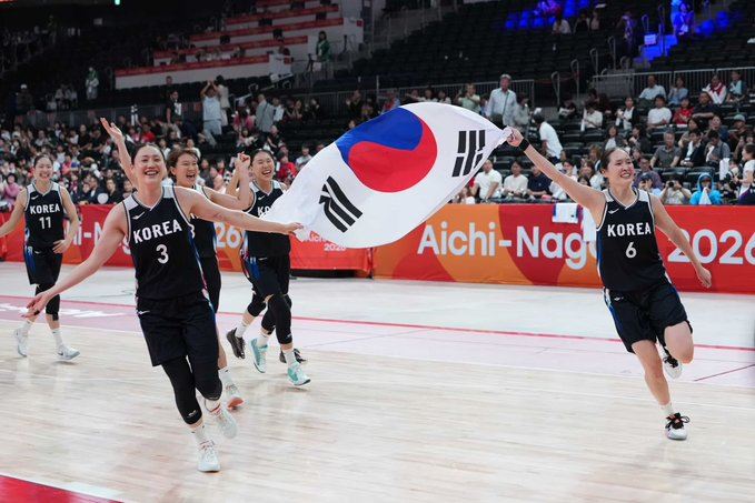亞運/韓國75比70擊敗日本,時隔12年再奪女籃金牌。(圖/翻攝自X平台 @inquirerdotnet)