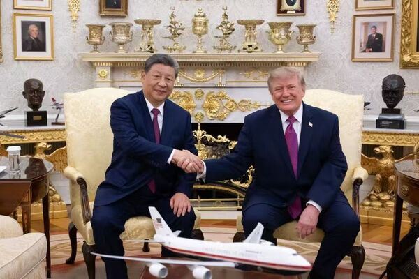 中美八點共識定調二戰盟友,陸學者:美委婉認一中壓縮台獨空間 。(圖/翻攝新華社)