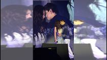 目睹尪摟安心亞裸腰　阿弟妻發文找軍火商