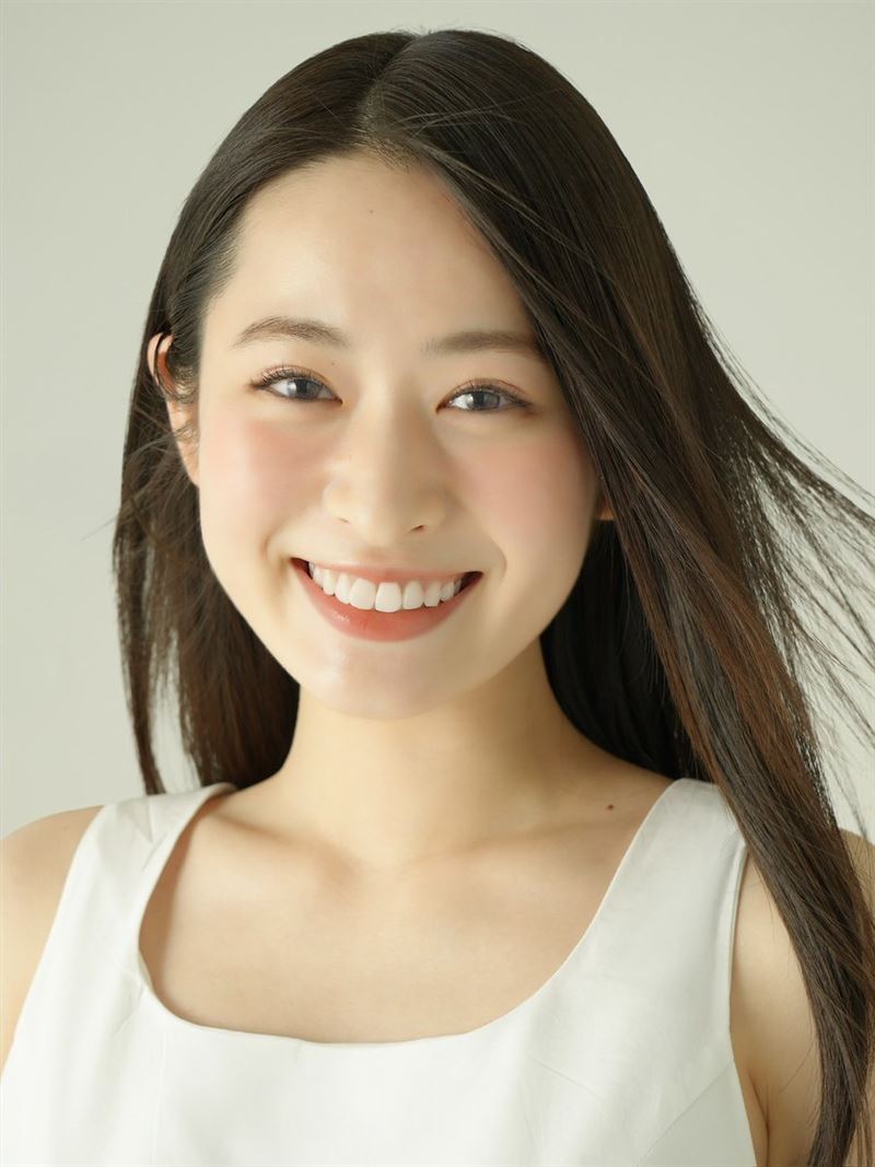 長谷川百々花曾在2021年3月突然宣布結束AKB48活動,如今又回歸團體。(圖/翻攝自X平台 @aoyama_ms3_2026)
