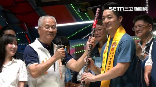 福德宮送甘蔗　他爆：蔣萬安棄置在廟旁