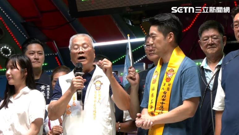 台北市長蔣萬安出席中山區中庄仔福德宮,廟方董事長抱怨蔣當市長沒有來(圖/翻攝畫面)