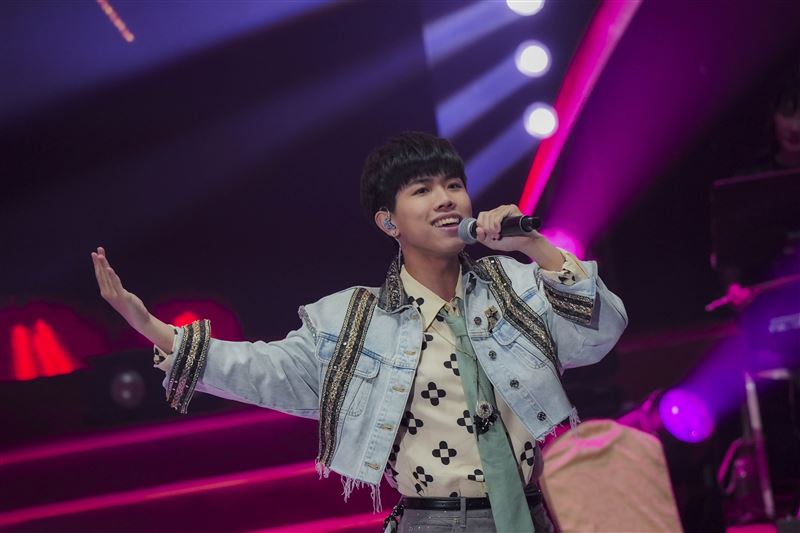 王建騏首度登上鑽石舞台之夜演唱會演出。（圖／萬星傳播提供）