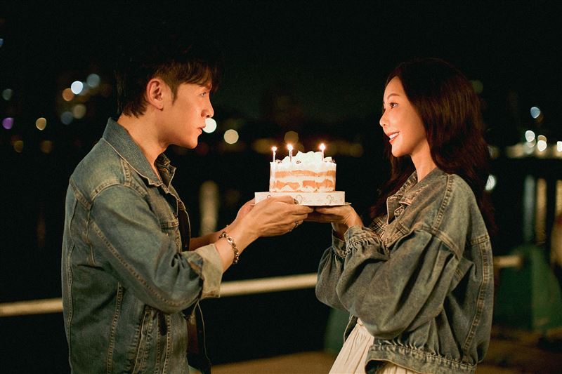 金志遙將回憶寫進歌曲、拍成MV。右為楊婷婭。(圖/心動娛樂提供)