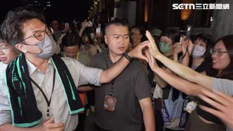 200公尺走4分鐘　沈伯洋晚間戴口罩現身